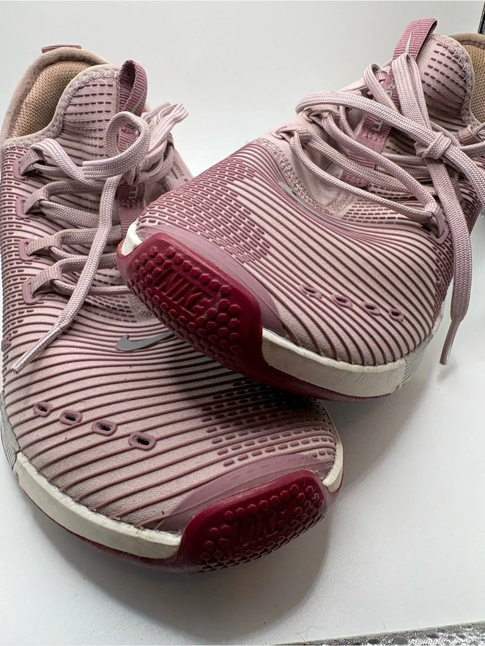 Nike pink purple